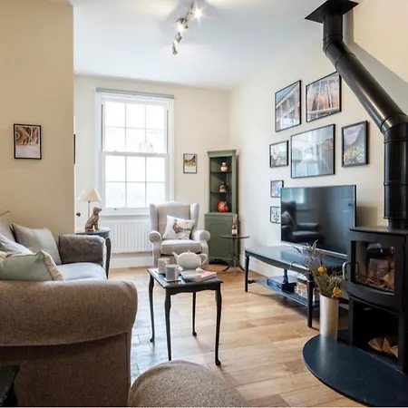 Сasa de vacaciones Spencer House & 107 & 109 Nunnery Lane