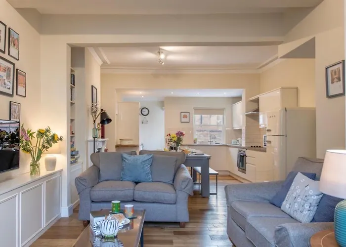 Сasa de vacaciones Spencer House & 107 & 109 Nunnery Lane